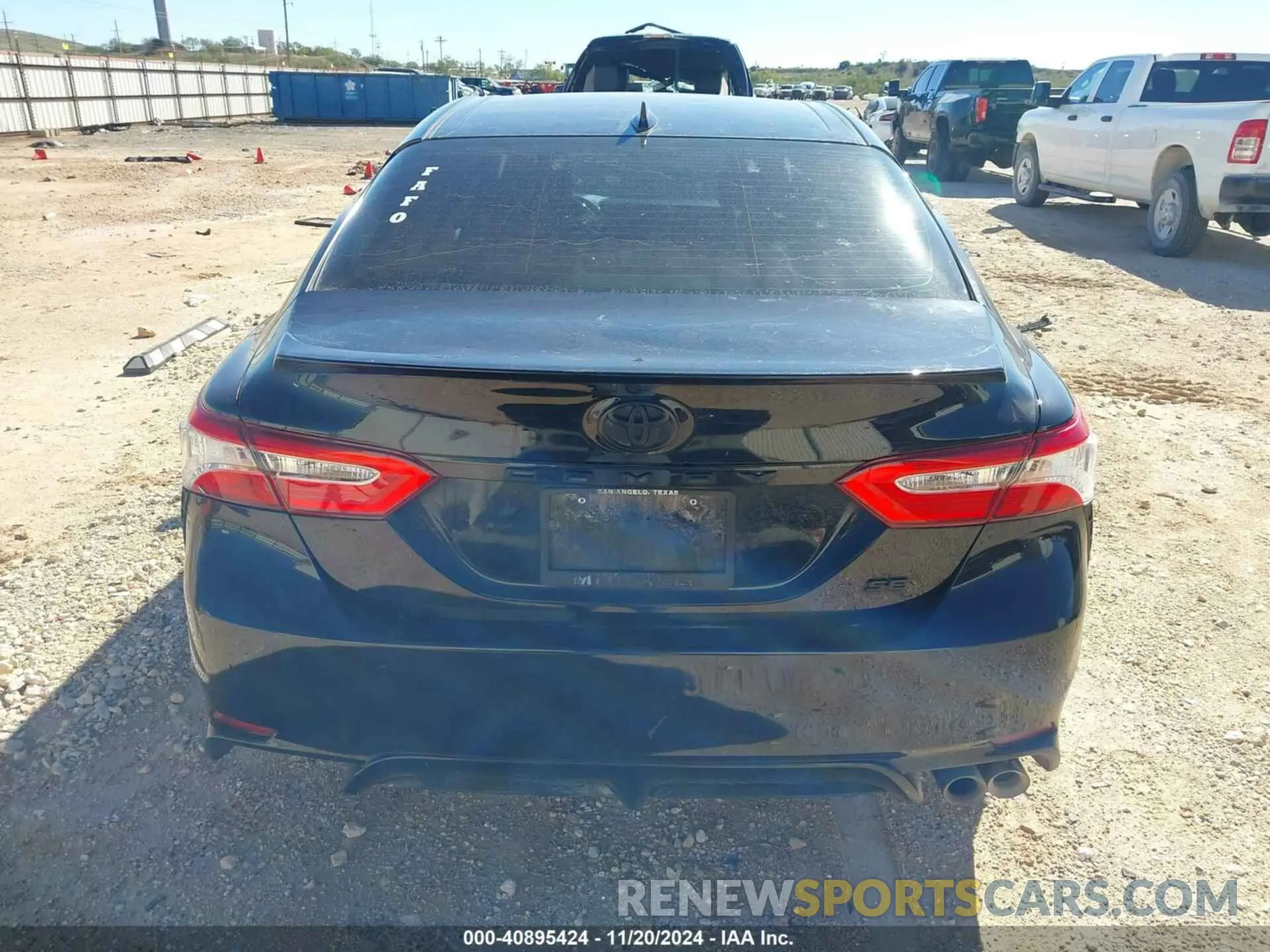 16 Photograph of a damaged car 4T1G11AK2LU401558 TOYOTA CAMRY 2020