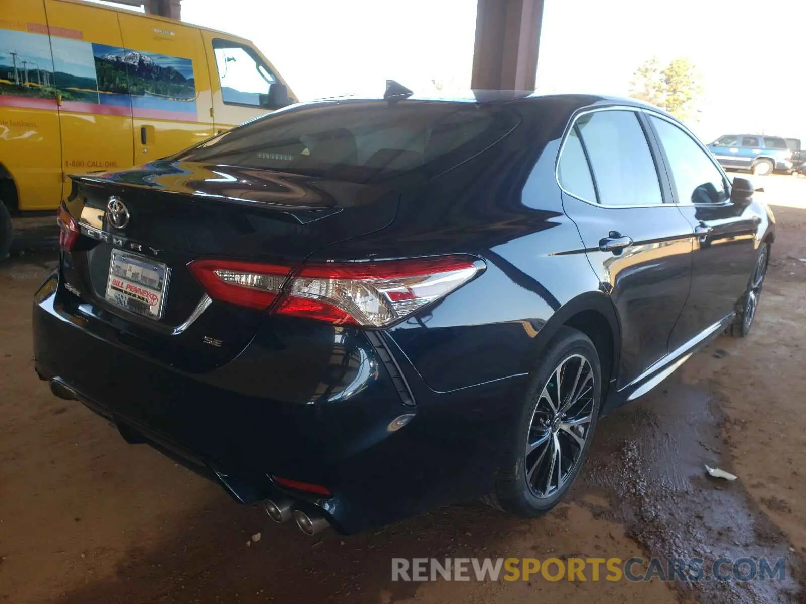4 Photograph of a damaged car 4T1G11AK2LU503281 TOYOTA CAMRY 2020