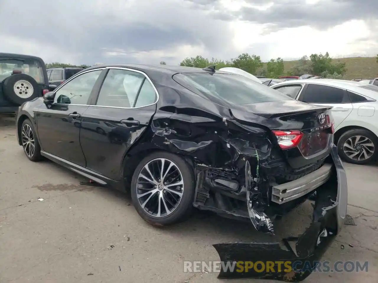 3 Photograph of a damaged car 4T1G11AK2LU505497 TOYOTA CAMRY 2020