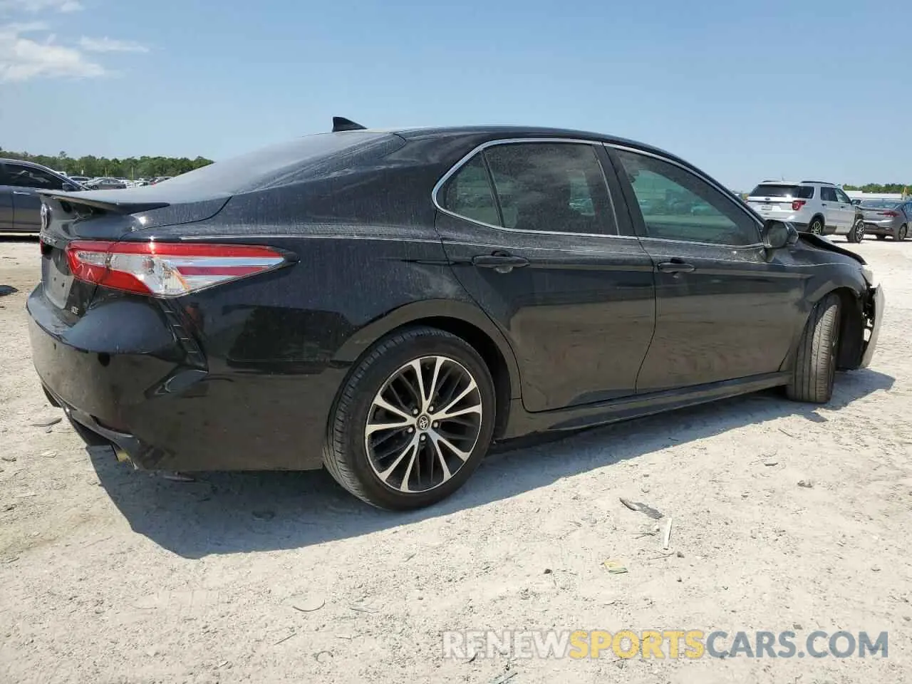 3 Photograph of a damaged car 4T1G11AK2LU859889 TOYOTA CAMRY 2020