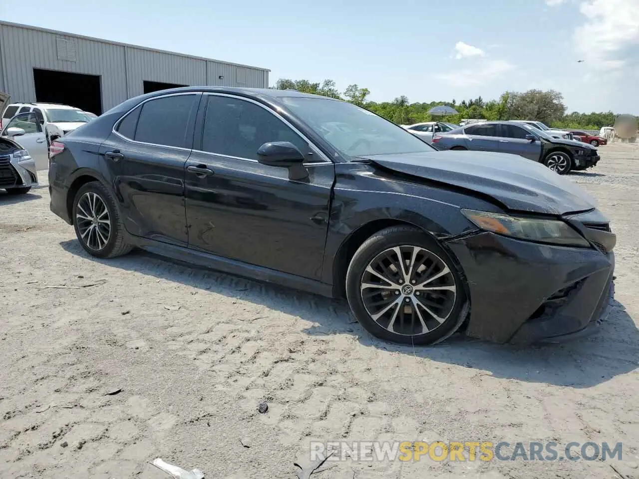 4 Photograph of a damaged car 4T1G11AK2LU859889 TOYOTA CAMRY 2020