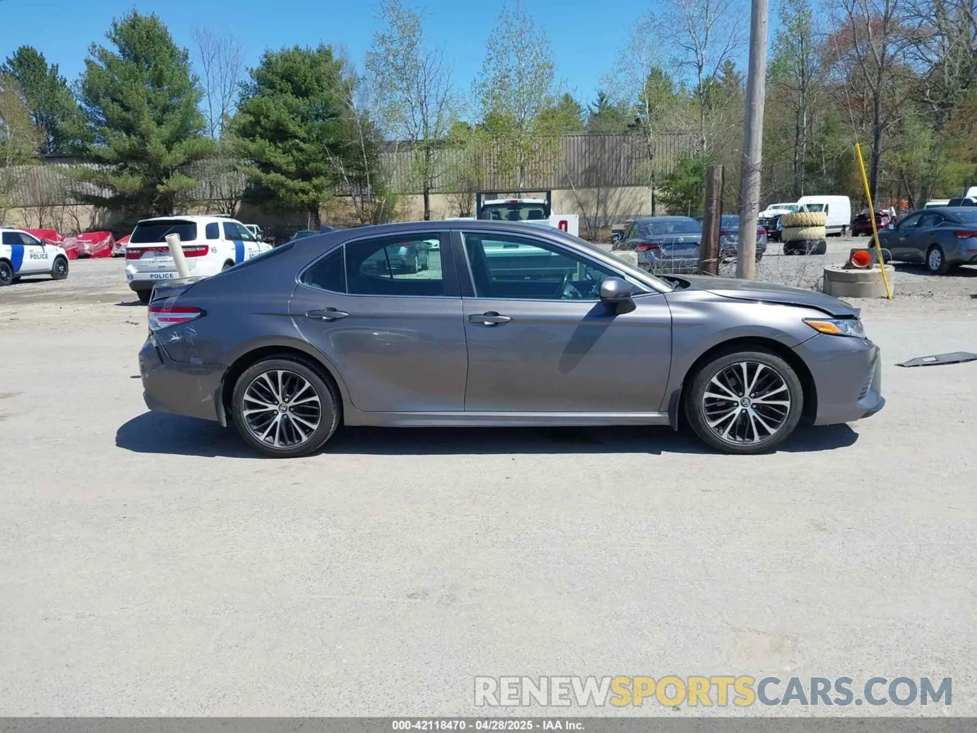 13 Photograph of a damaged car 4T1G11AK2LU862209 TOYOTA CAMRY 2020