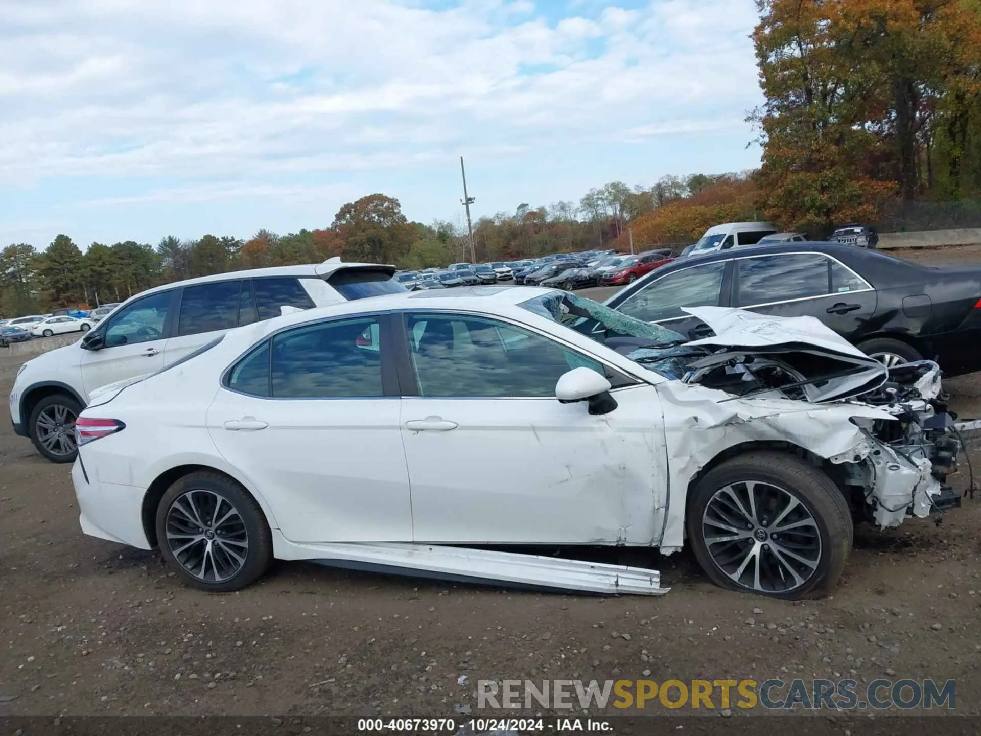 13 Photograph of a damaged car 4T1G11AK2LU865207 TOYOTA CAMRY 2020
