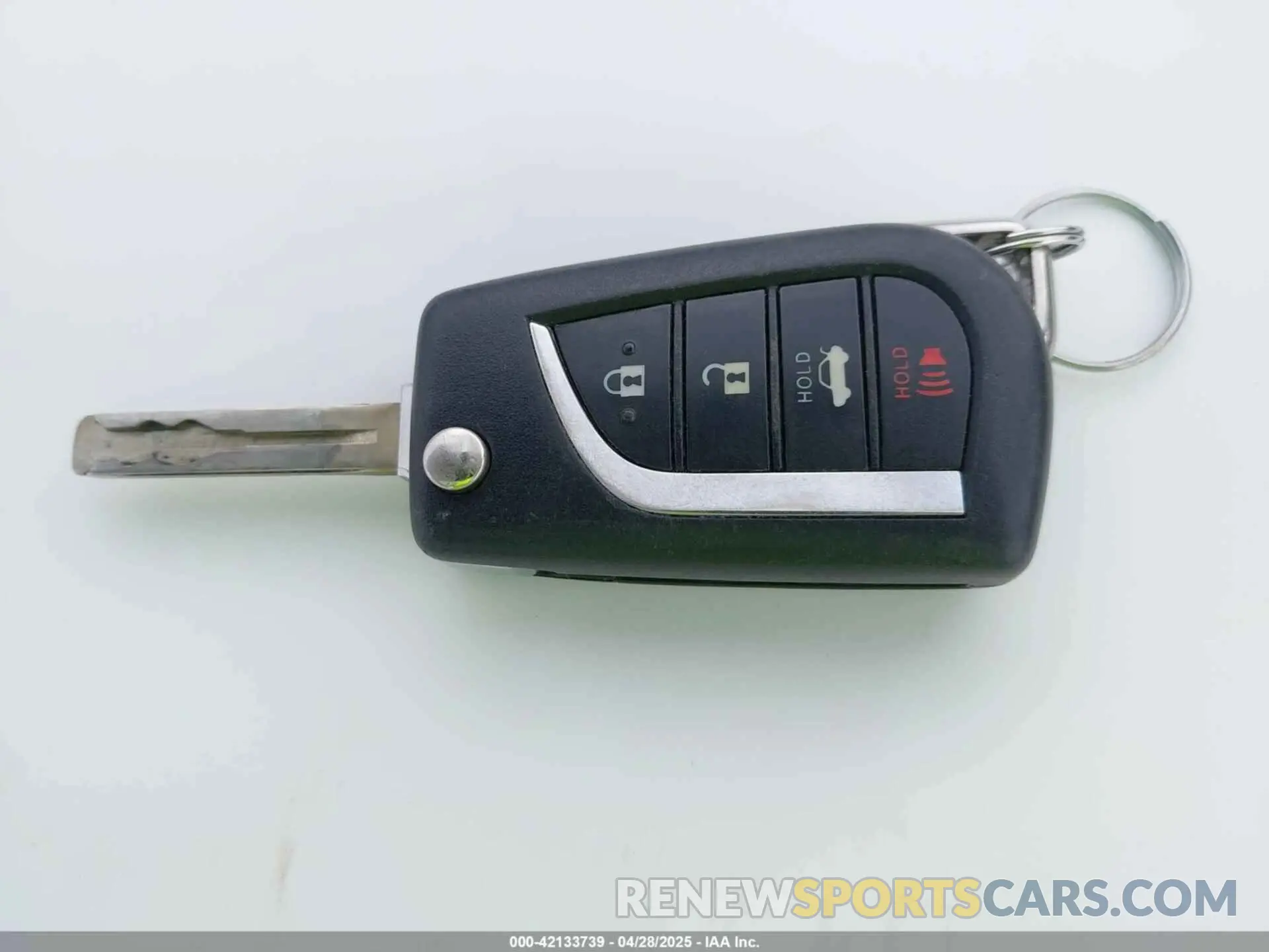 11 Photograph of a damaged car 4T1G11AK2LU865482 TOYOTA CAMRY 2020