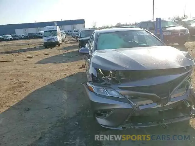 11 Photograph of a damaged car 4T1G11AK2LU869094 TOYOTA CAMRY 2020