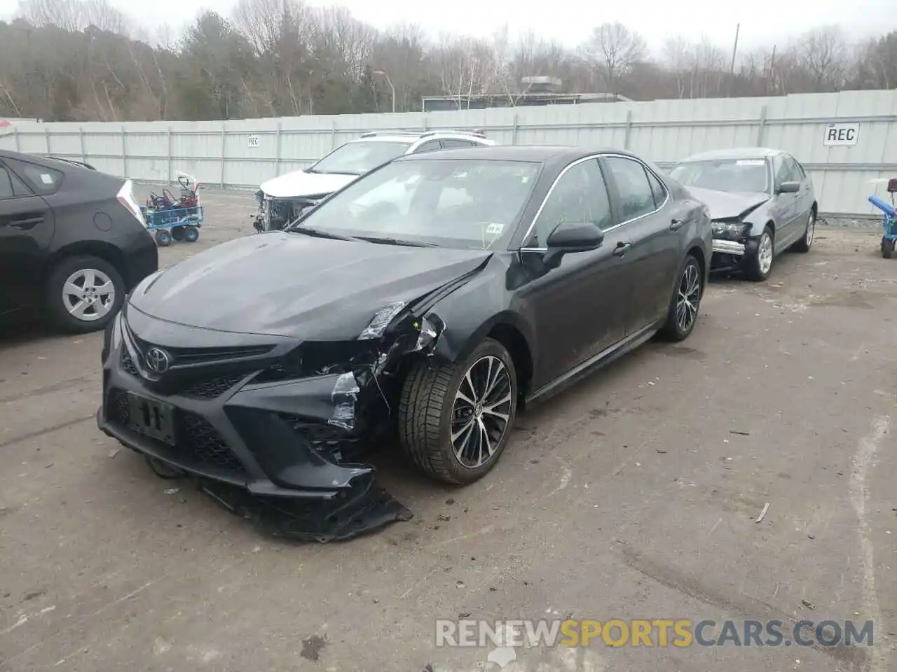 2 Photograph of a damaged car 4T1G11AK2LU870455 TOYOTA CAMRY 2020