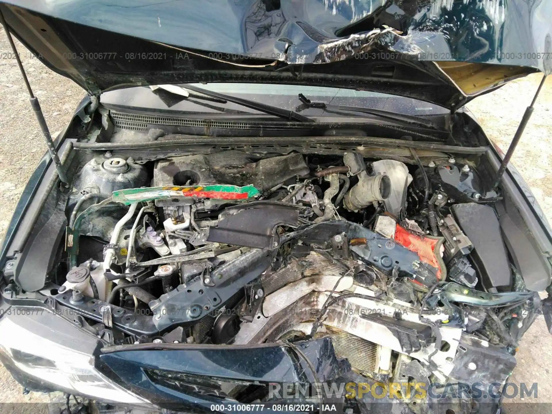 10 Photograph of a damaged car 4T1G11AK2LU875896 TOYOTA CAMRY 2020