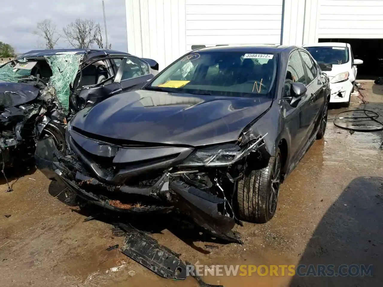 9 Photograph of a damaged car 4T1G11AK2LU876420 TOYOTA CAMRY 2020