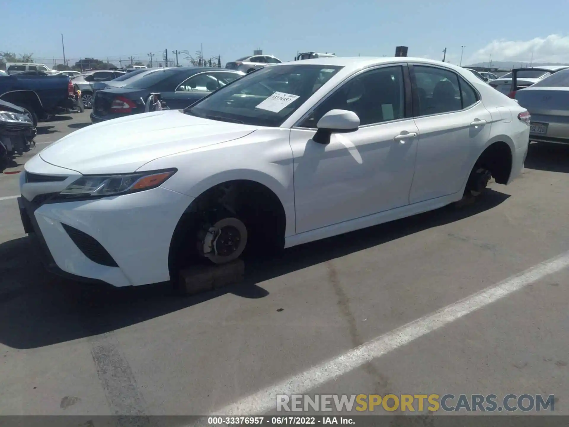 6 Photograph of a damaged car 4T1G11AK2LU887191 TOYOTA CAMRY 2020