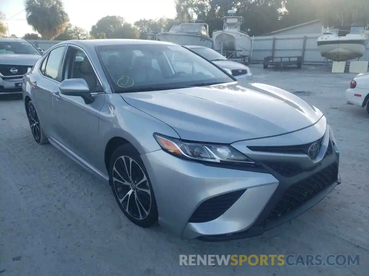 1 Photograph of a damaged car 4T1G11AK2LU892150 TOYOTA CAMRY 2020