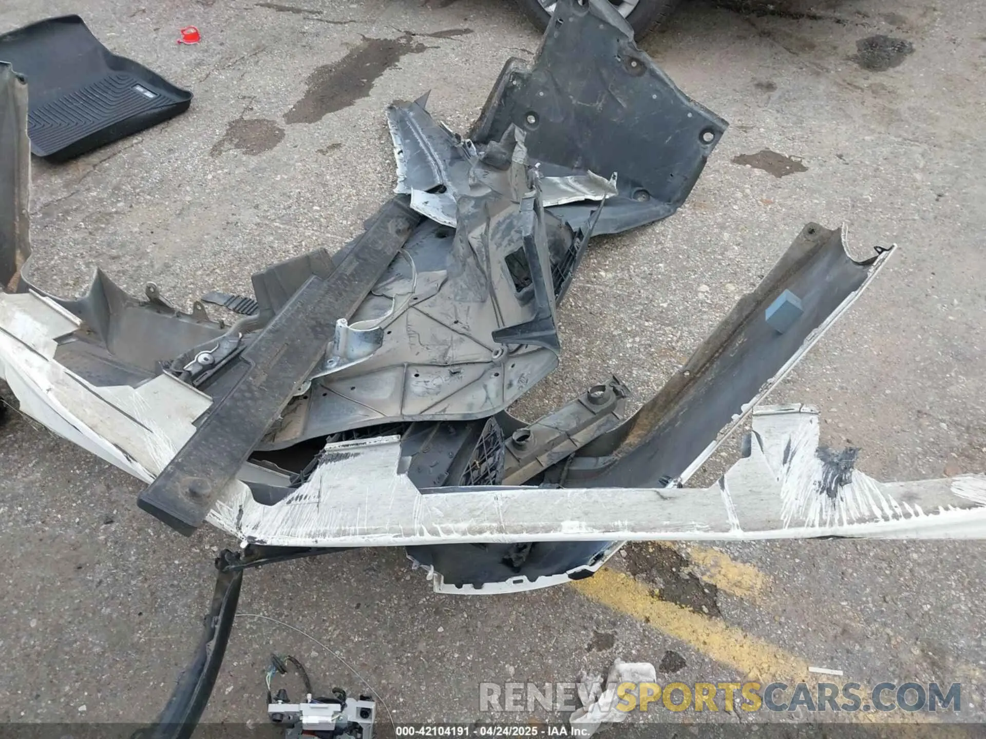 12 Photograph of a damaged car 4T1G11AK2LU893508 TOYOTA CAMRY 2020