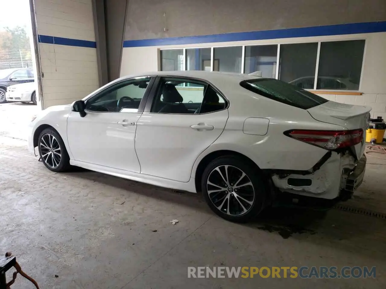 2 Photograph of a damaged car 4T1G11AK2LU903423 TOYOTA CAMRY 2020