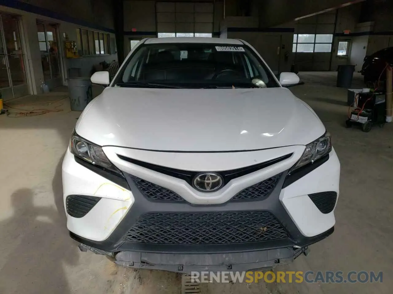 5 Photograph of a damaged car 4T1G11AK2LU903423 TOYOTA CAMRY 2020