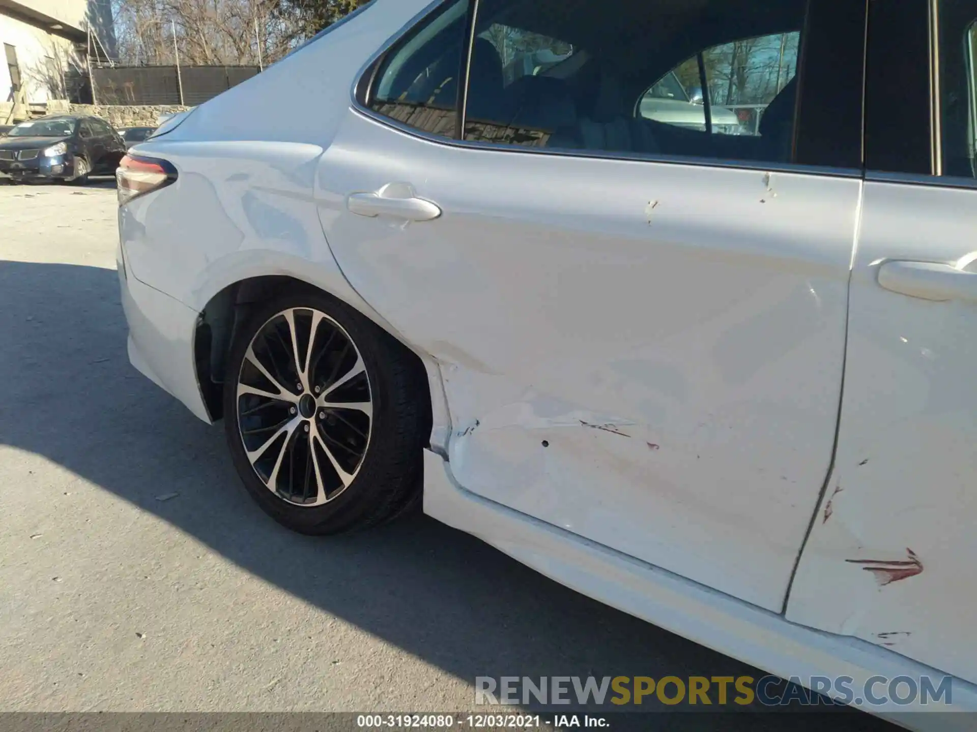 6 Photograph of a damaged car 4T1G11AK2LU909500 TOYOTA CAMRY 2020