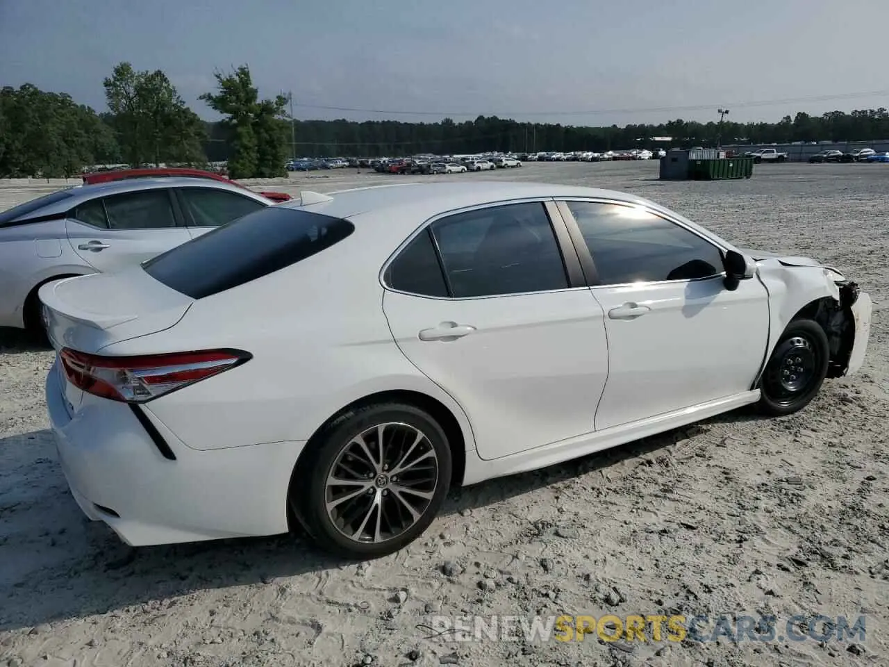 3 Photograph of a damaged car 4T1G11AK2LU912610 TOYOTA CAMRY 2020
