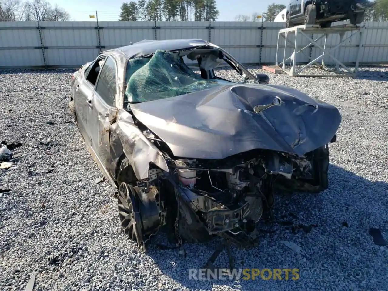 9 Photograph of a damaged car 4T1G11AK2LU916320 TOYOTA CAMRY 2020