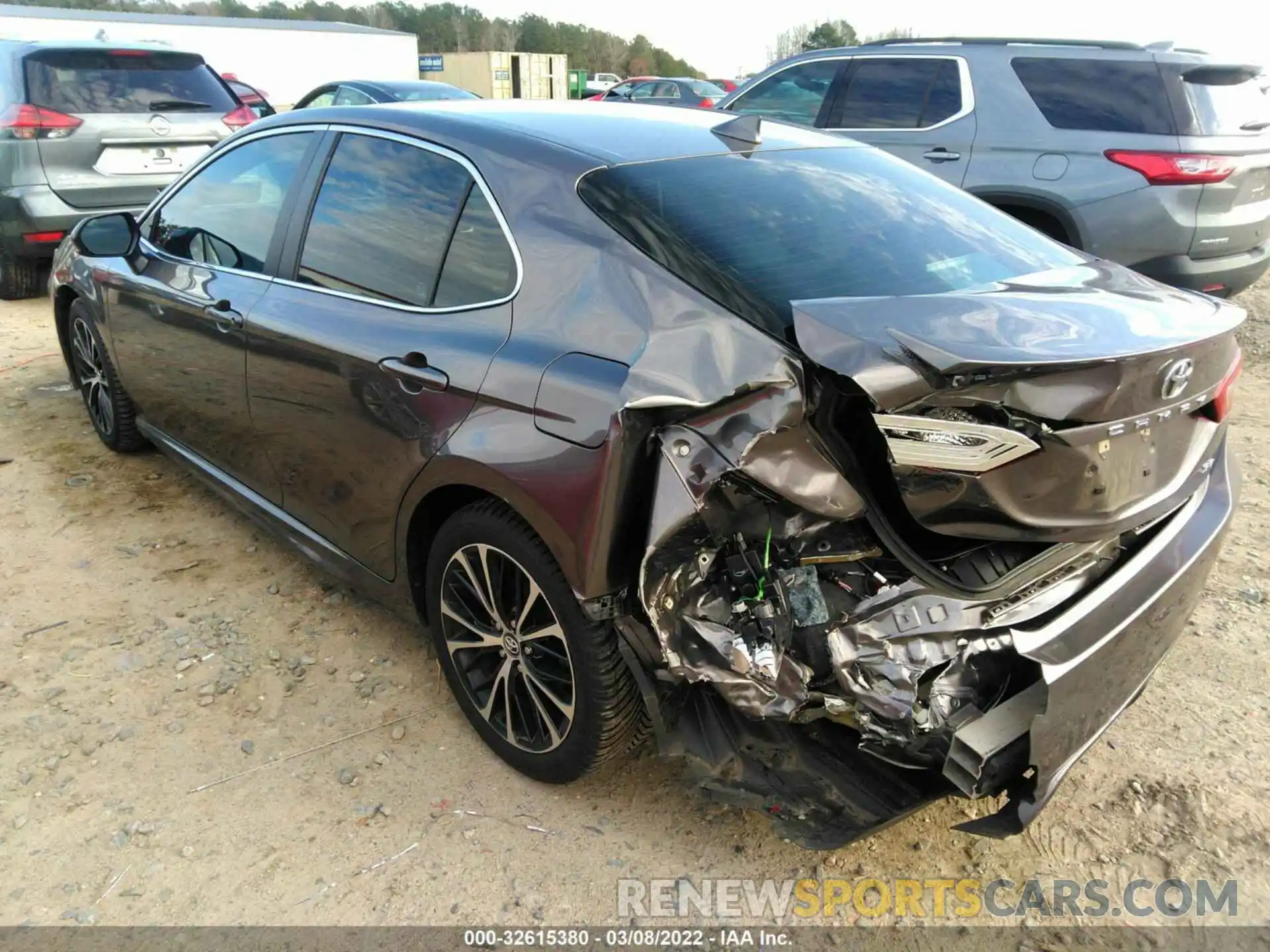 3 Photograph of a damaged car 4T1G11AK2LU916334 TOYOTA CAMRY 2020