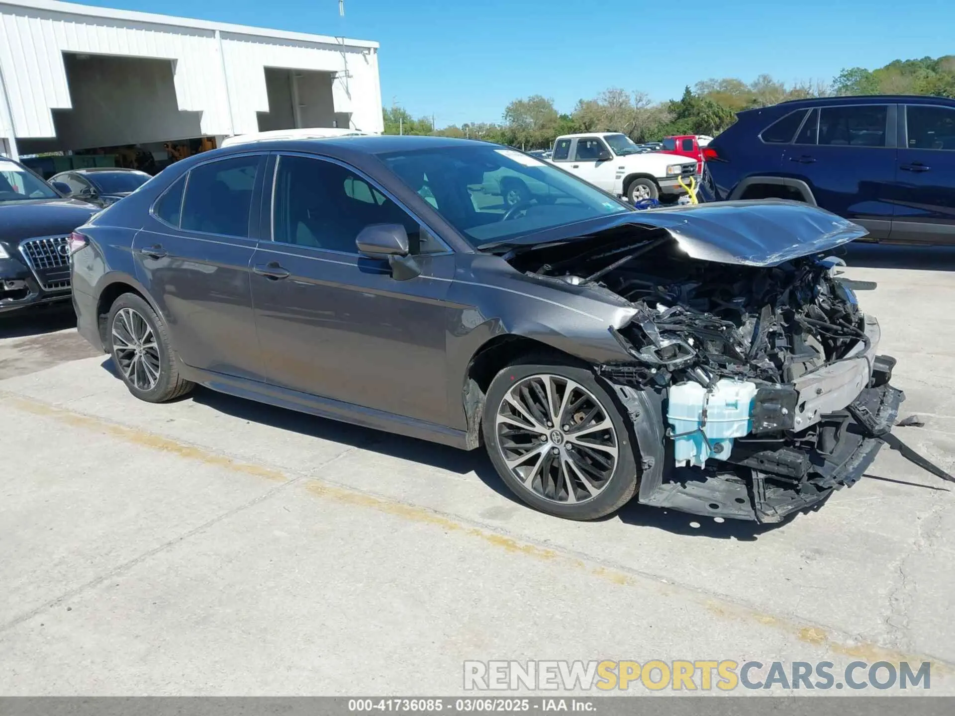 1 Photograph of a damaged car 4T1G11AK2LU927172 TOYOTA CAMRY 2020