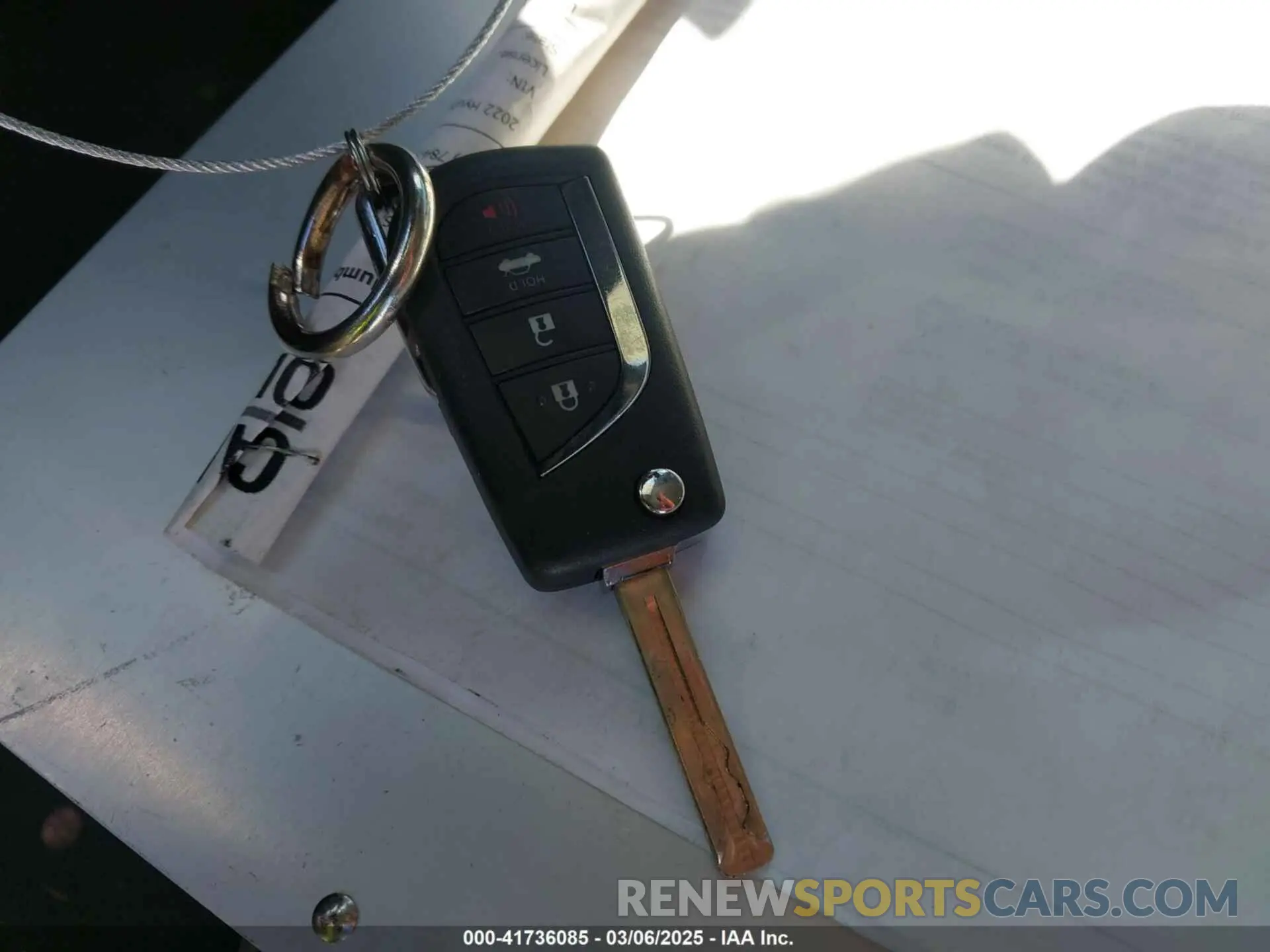 11 Photograph of a damaged car 4T1G11AK2LU927172 TOYOTA CAMRY 2020