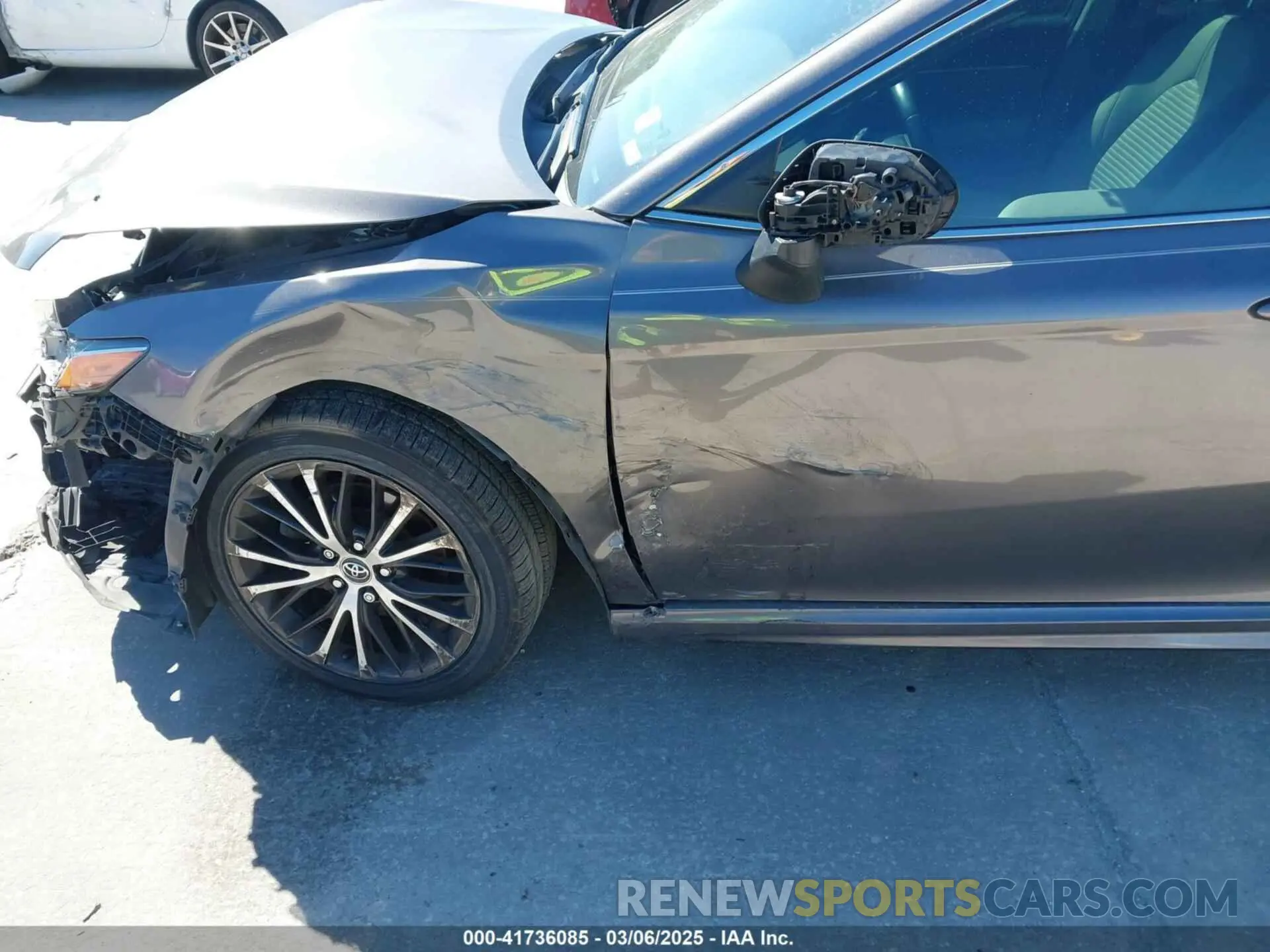 6 Photograph of a damaged car 4T1G11AK2LU927172 TOYOTA CAMRY 2020