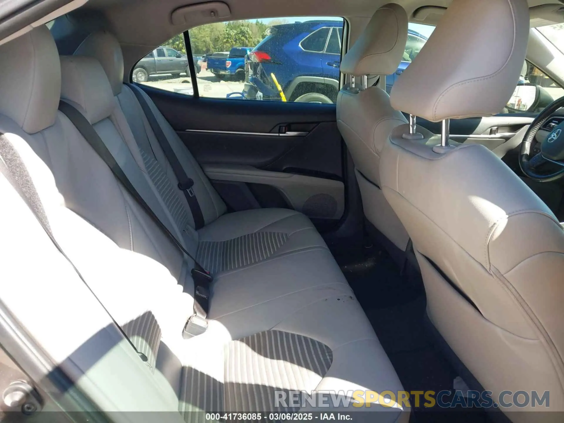 8 Photograph of a damaged car 4T1G11AK2LU927172 TOYOTA CAMRY 2020