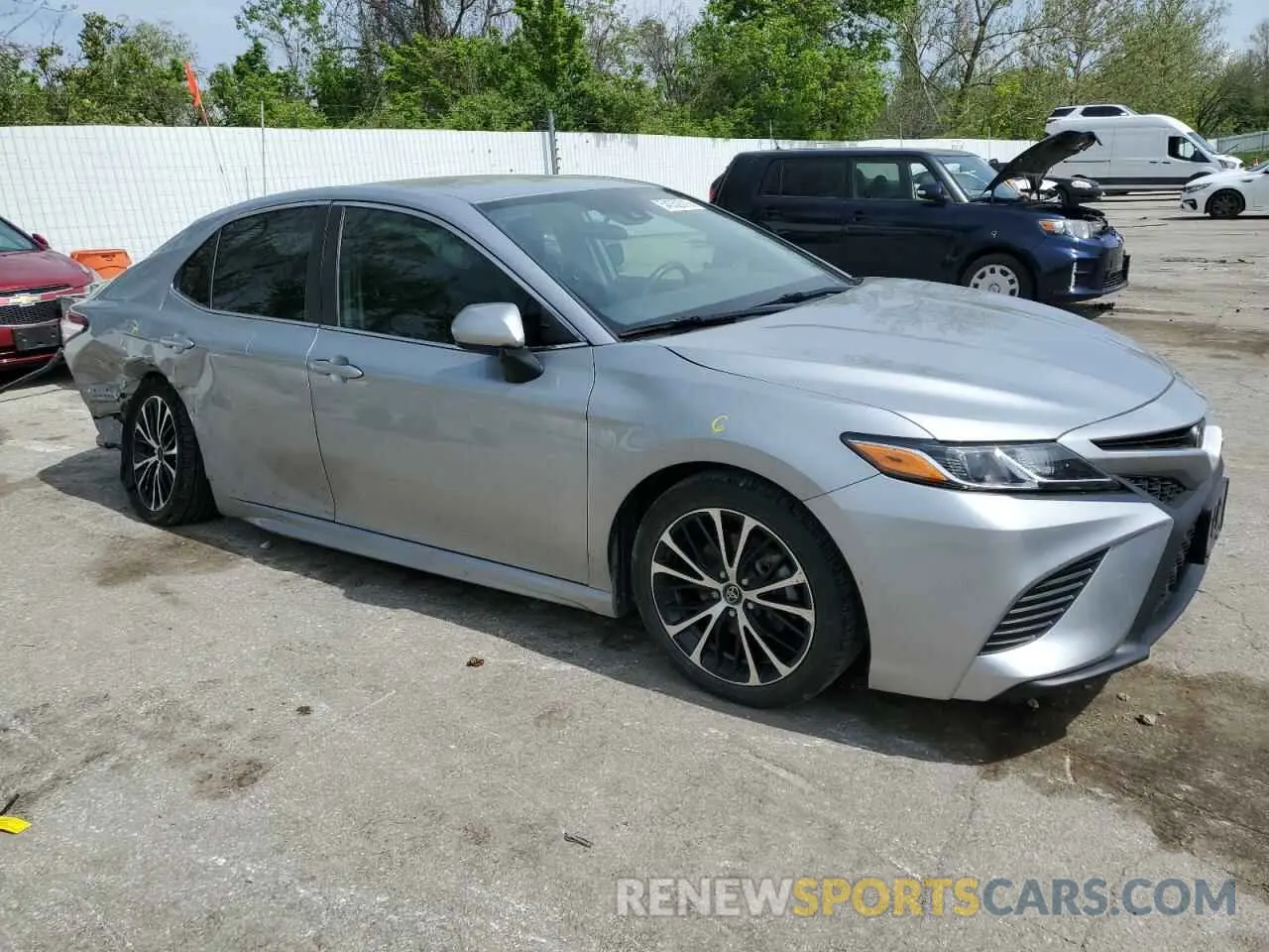 4 Photograph of a damaged car 4T1G11AK2LU927785 TOYOTA CAMRY 2020