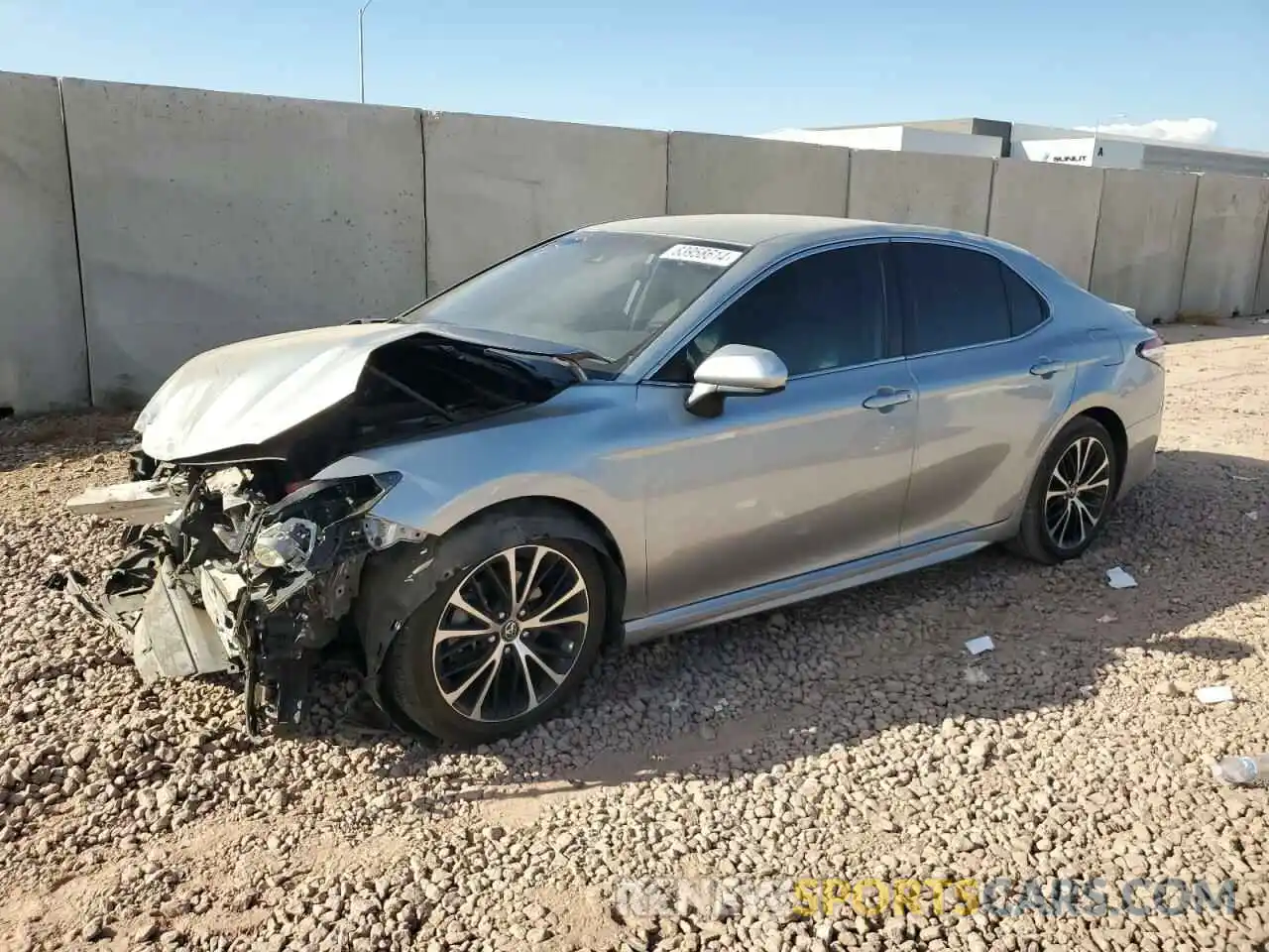 1 Photograph of a damaged car 4T1G11AK2LU929780 TOYOTA CAMRY 2020