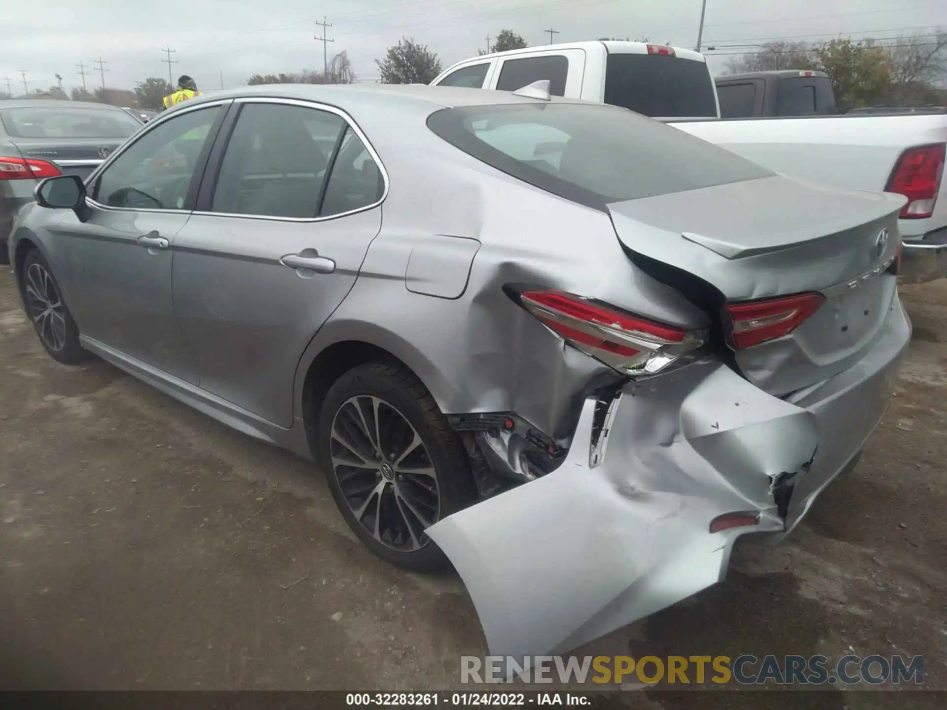 3 Photograph of a damaged car 4T1G11AK2LU929973 TOYOTA CAMRY 2020