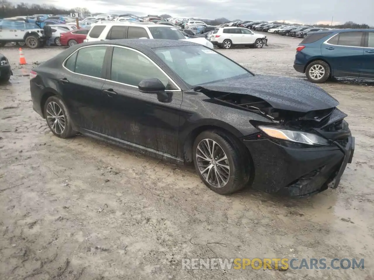 4 Photograph of a damaged car 4T1G11AK2LU931187 TOYOTA CAMRY 2020