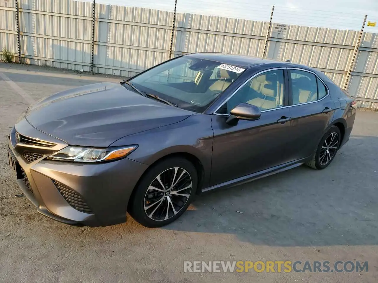 1 Photograph of a damaged car 4T1G11AK2LU938527 TOYOTA CAMRY 2020