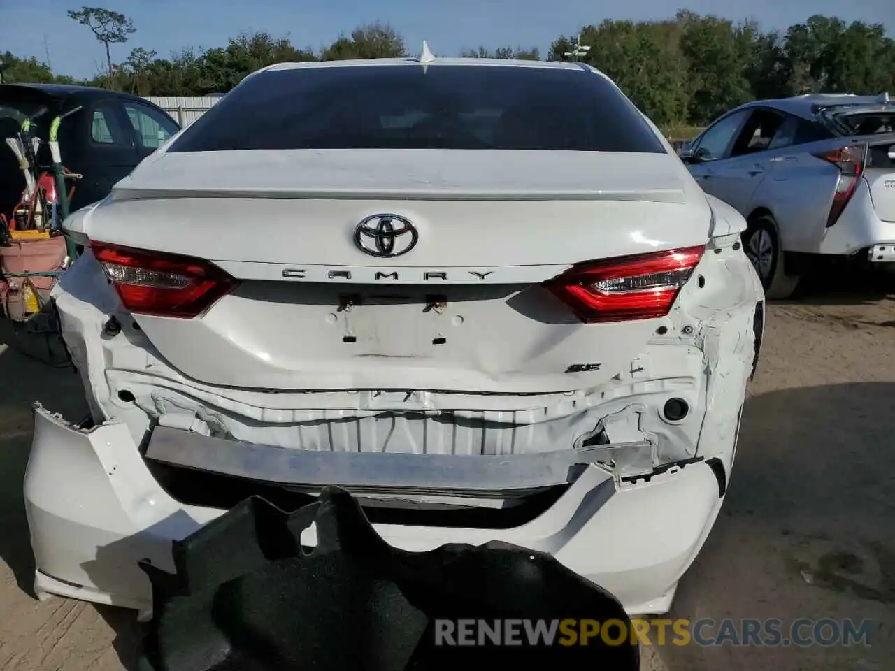 6 Photograph of a damaged car 4T1G11AK2LU968398 TOYOTA CAMRY 2020