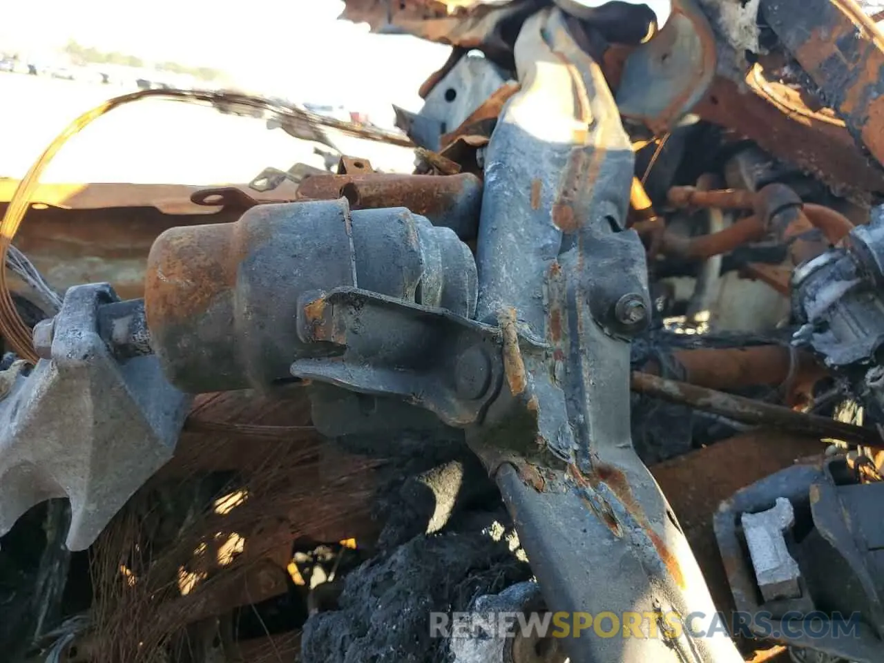 9 Photograph of a damaged car 4T1G11AK2LU972600 TOYOTA CAMRY 2020