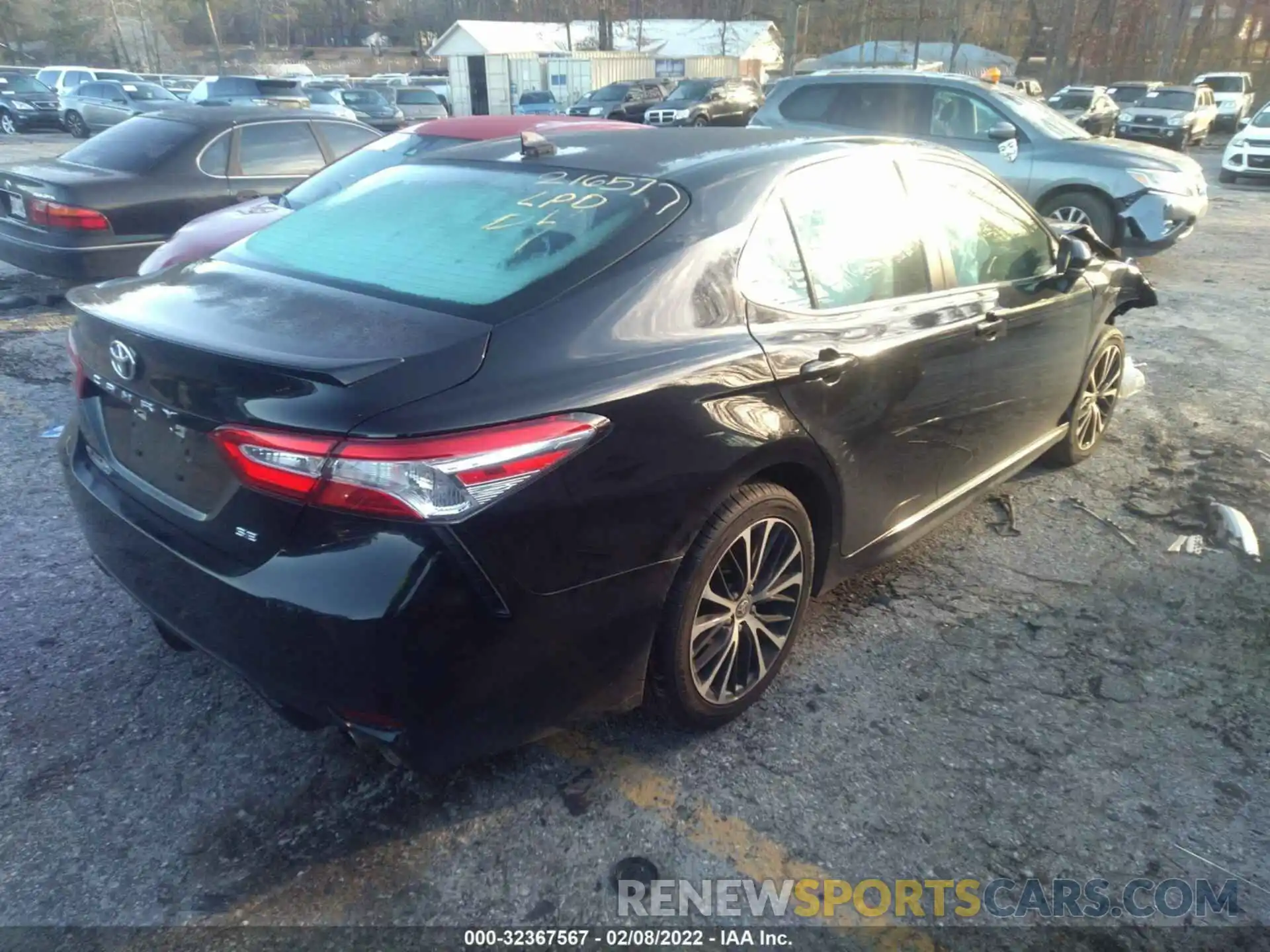 4 Photograph of a damaged car 4T1G11AK2LU973326 TOYOTA CAMRY 2020