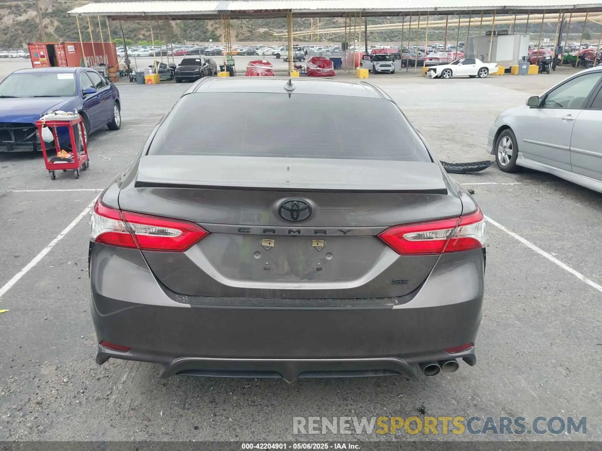16 Photograph of a damaged car 4T1G11AK2LU989218 TOYOTA CAMRY 2020