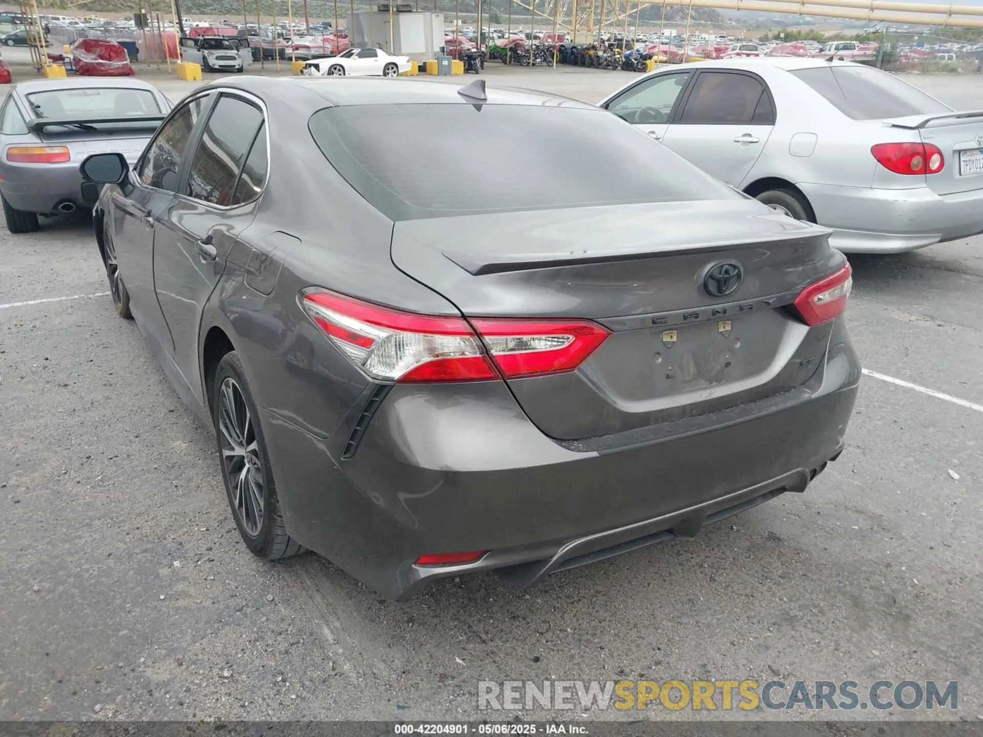 3 Photograph of a damaged car 4T1G11AK2LU989218 TOYOTA CAMRY 2020