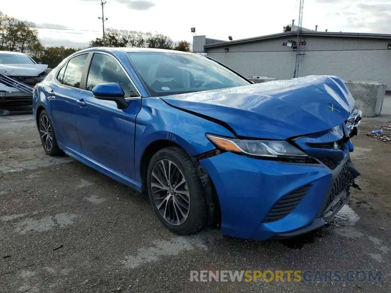 1 Photograph of a damaged car 4T1G11AK3LU309956 TOYOTA CAMRY 2020