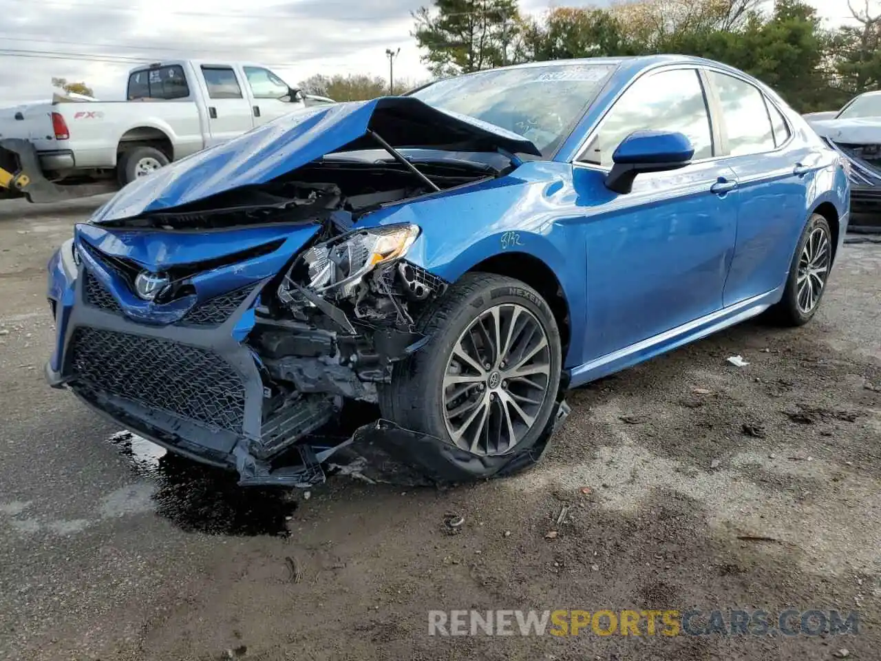 2 Photograph of a damaged car 4T1G11AK3LU309956 TOYOTA CAMRY 2020