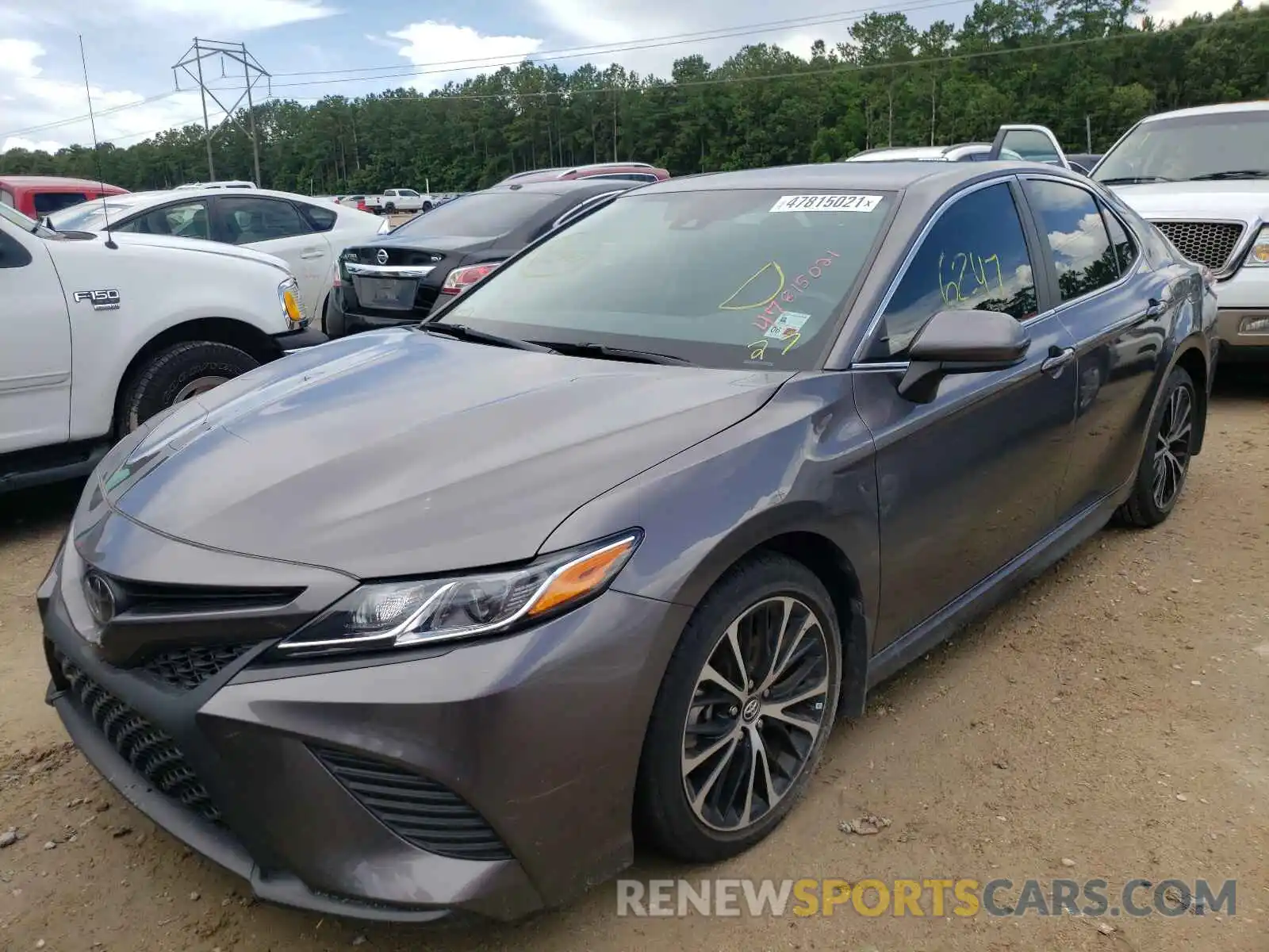 2 Photograph of a damaged car 4T1G11AK3LU328507 TOYOTA CAMRY 2020