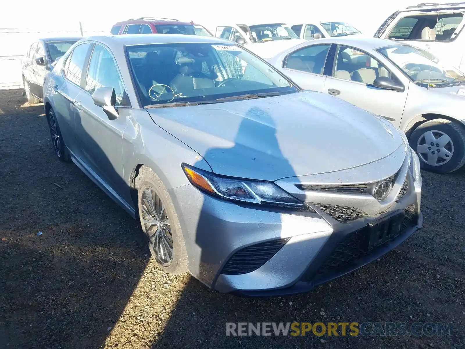 1 Photograph of a damaged car 4T1G11AK3LU341824 TOYOTA CAMRY 2020