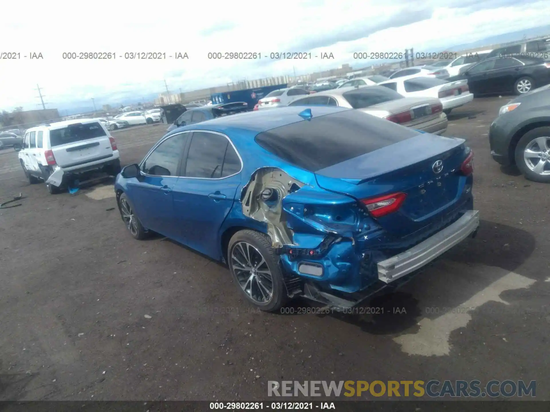 3 Photograph of a damaged car 4T1G11AK3LU346683 TOYOTA CAMRY 2020