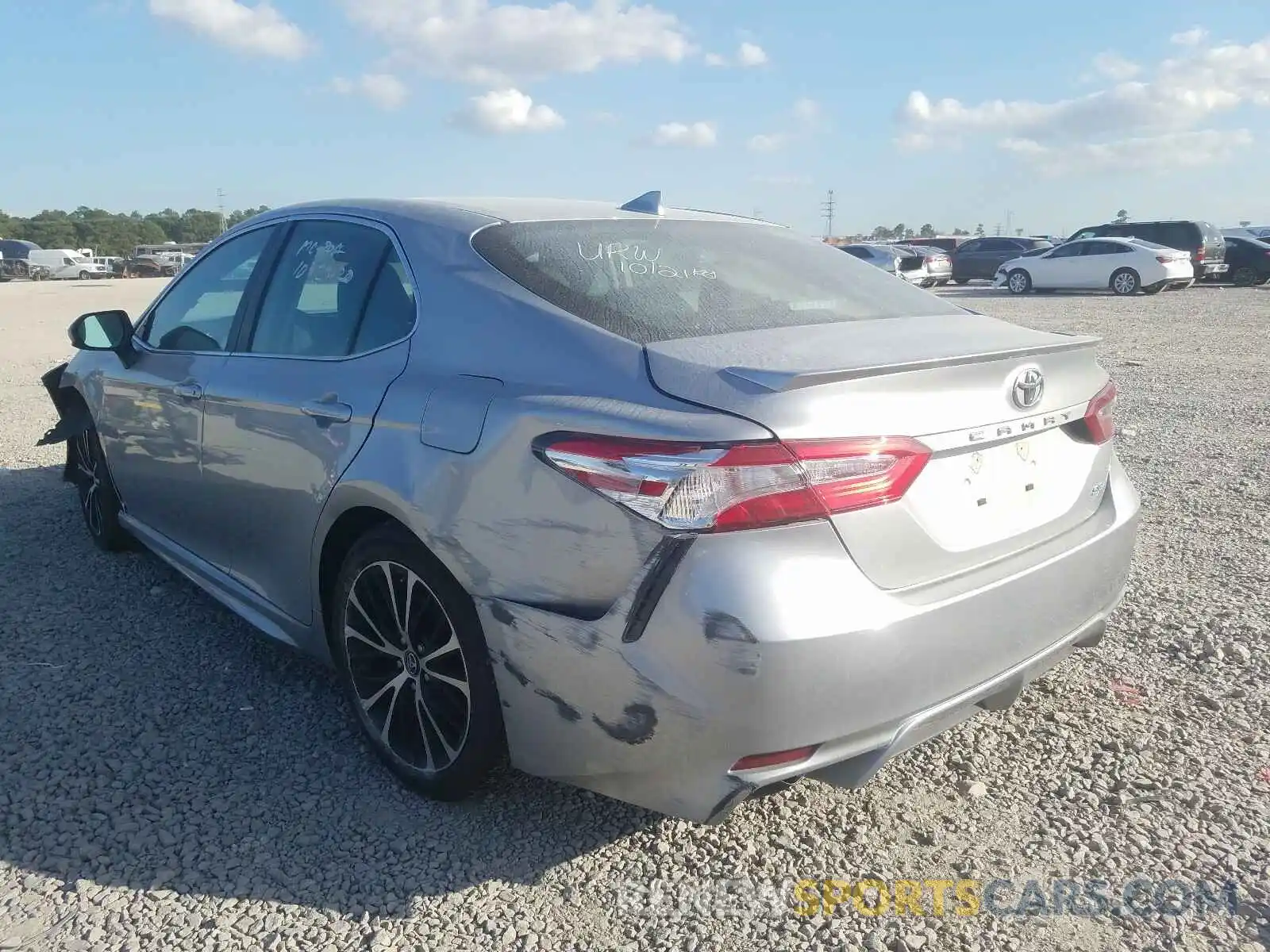 3 Photograph of a damaged car 4T1G11AK3LU347686 TOYOTA CAMRY 2020