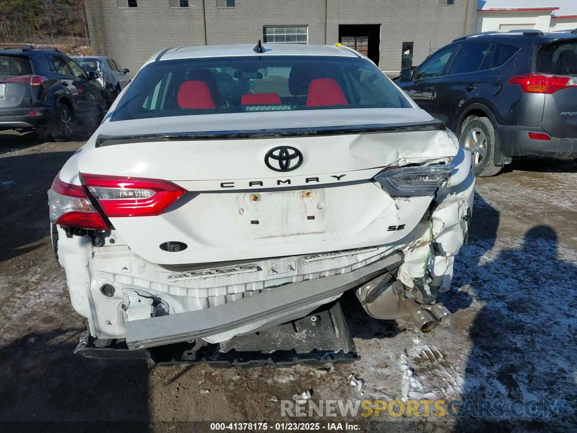 6 Photograph of a damaged car 4T1G11AK3LU348286 TOYOTA CAMRY 2020