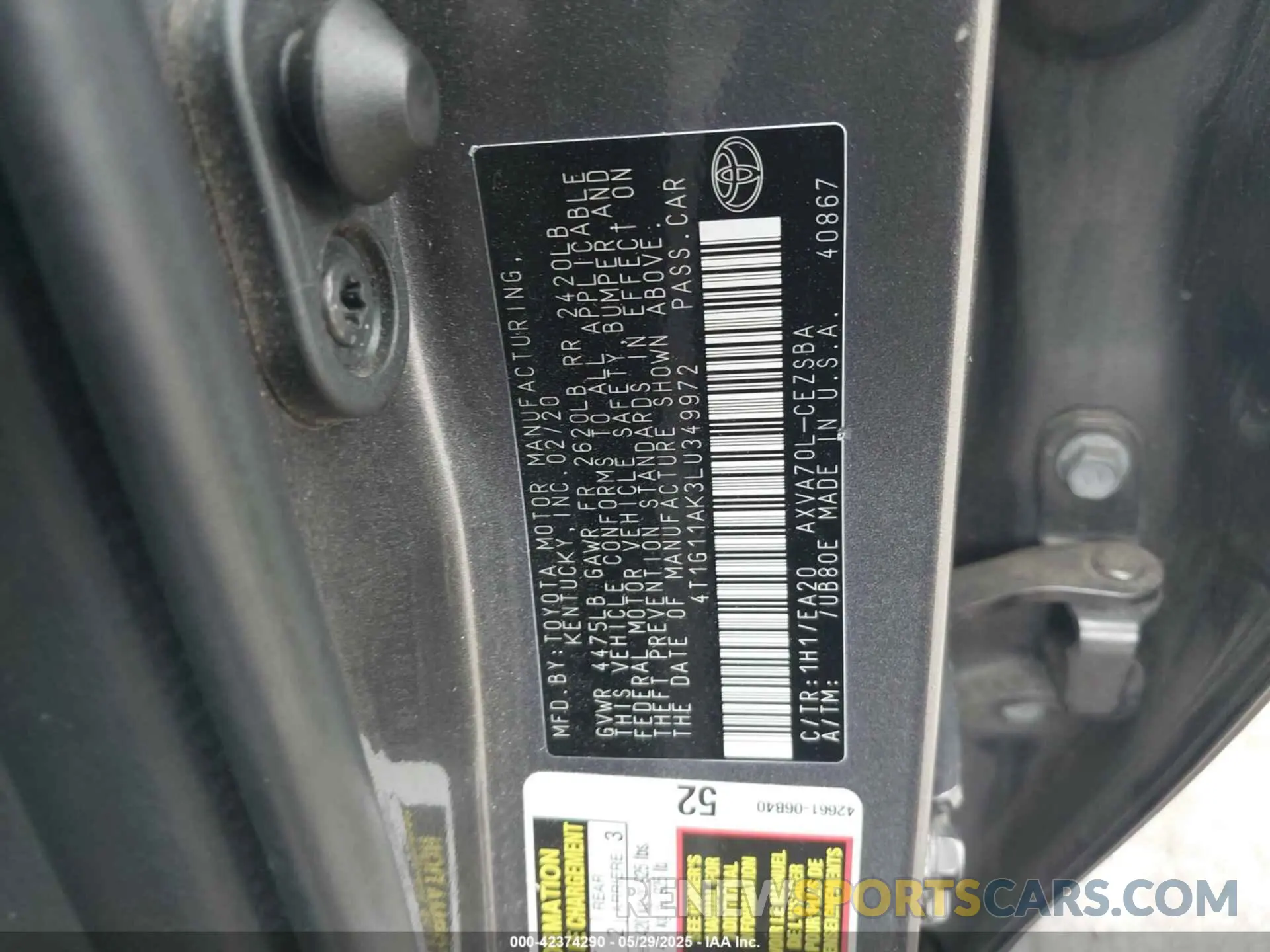 9 Photograph of a damaged car 4T1G11AK3LU349972 TOYOTA CAMRY 2020