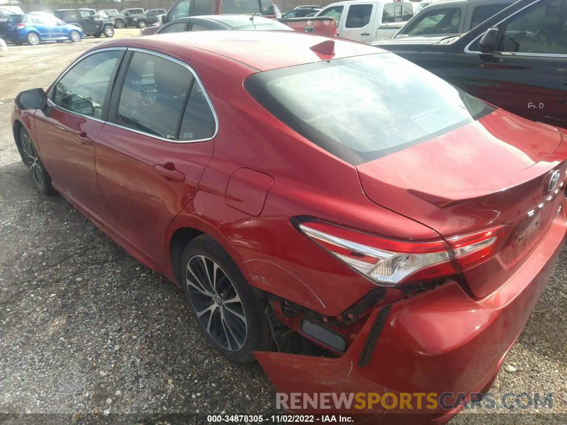 3 Photograph of a damaged car 4T1G11AK3LU357215 TOYOTA CAMRY 2020