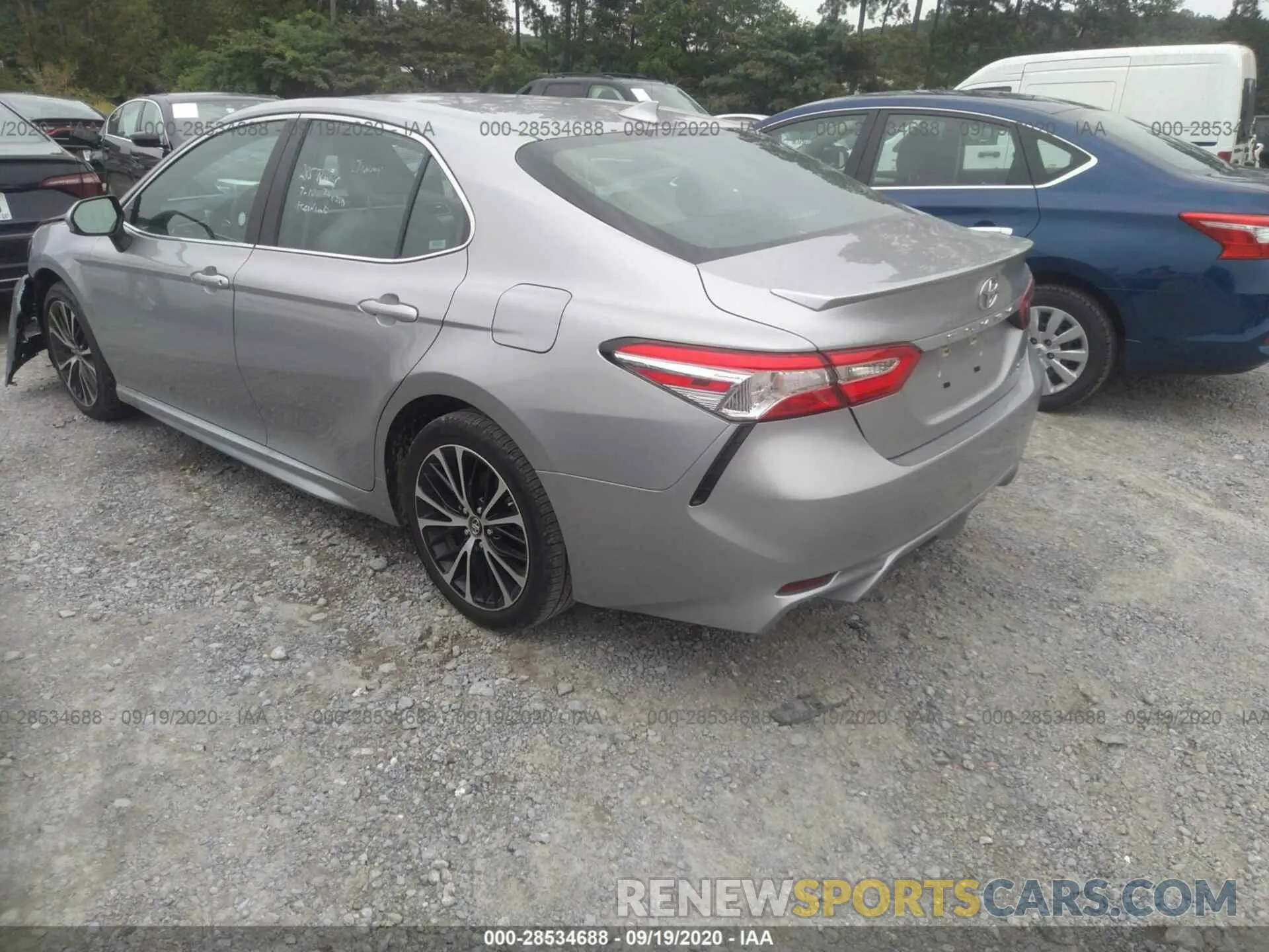 3 Photograph of a damaged car 4T1G11AK3LU358462 TOYOTA CAMRY 2020
