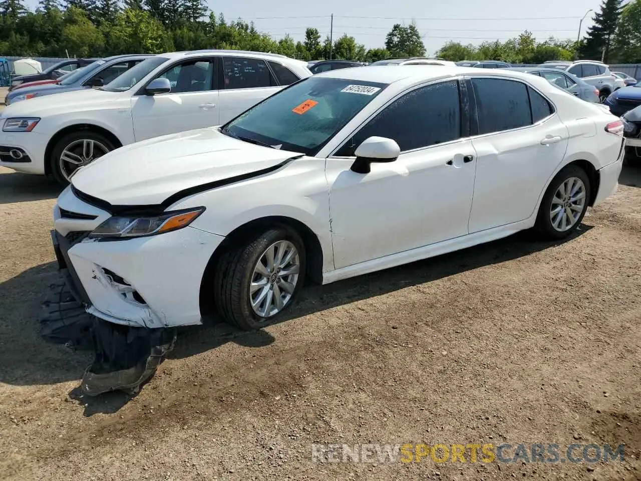 1 Photograph of a damaged car 4T1G11AK3LU379019 TOYOTA CAMRY 2020
