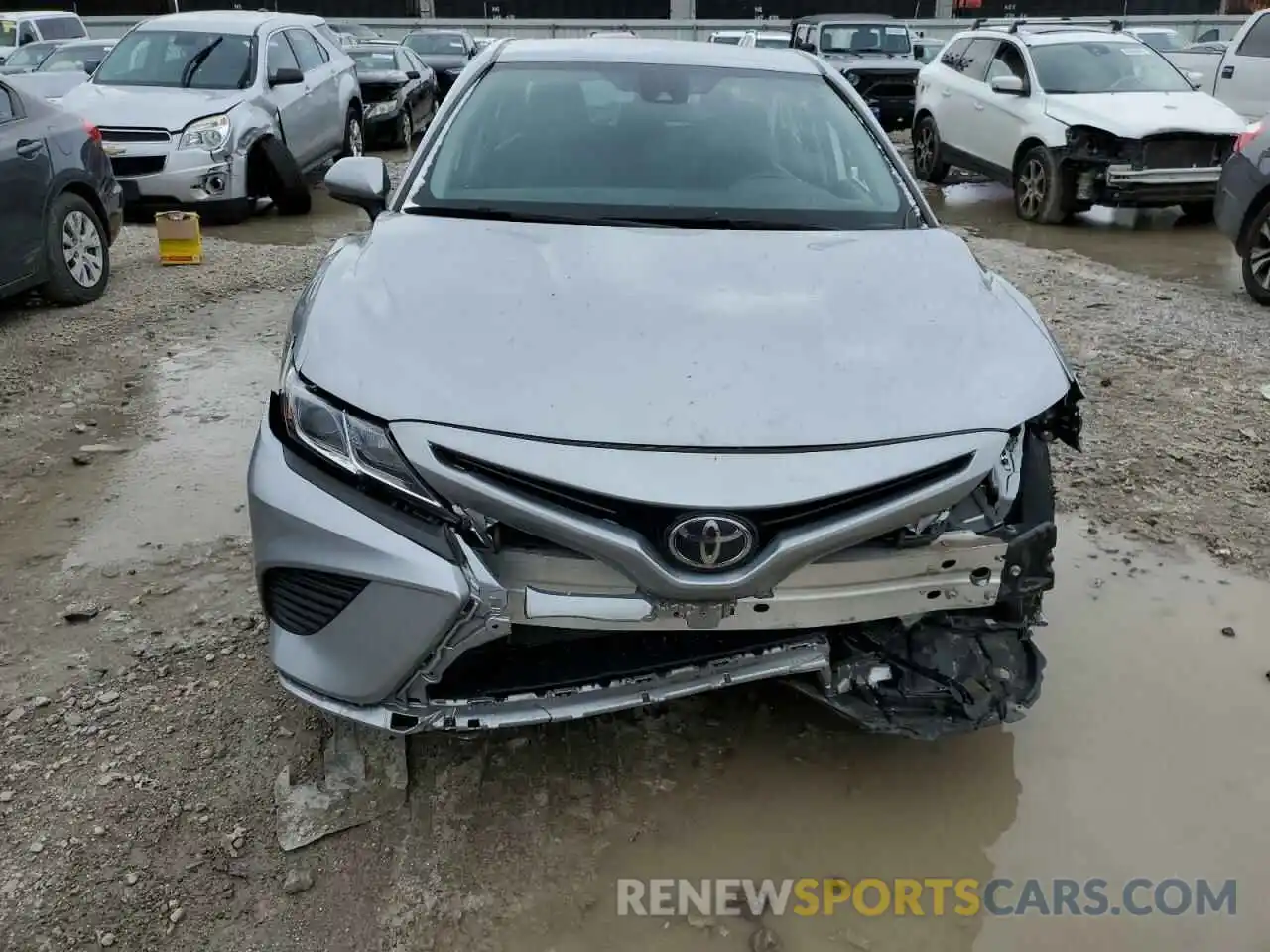 5 Photograph of a damaged car 4T1G11AK3LU380591 TOYOTA CAMRY 2020