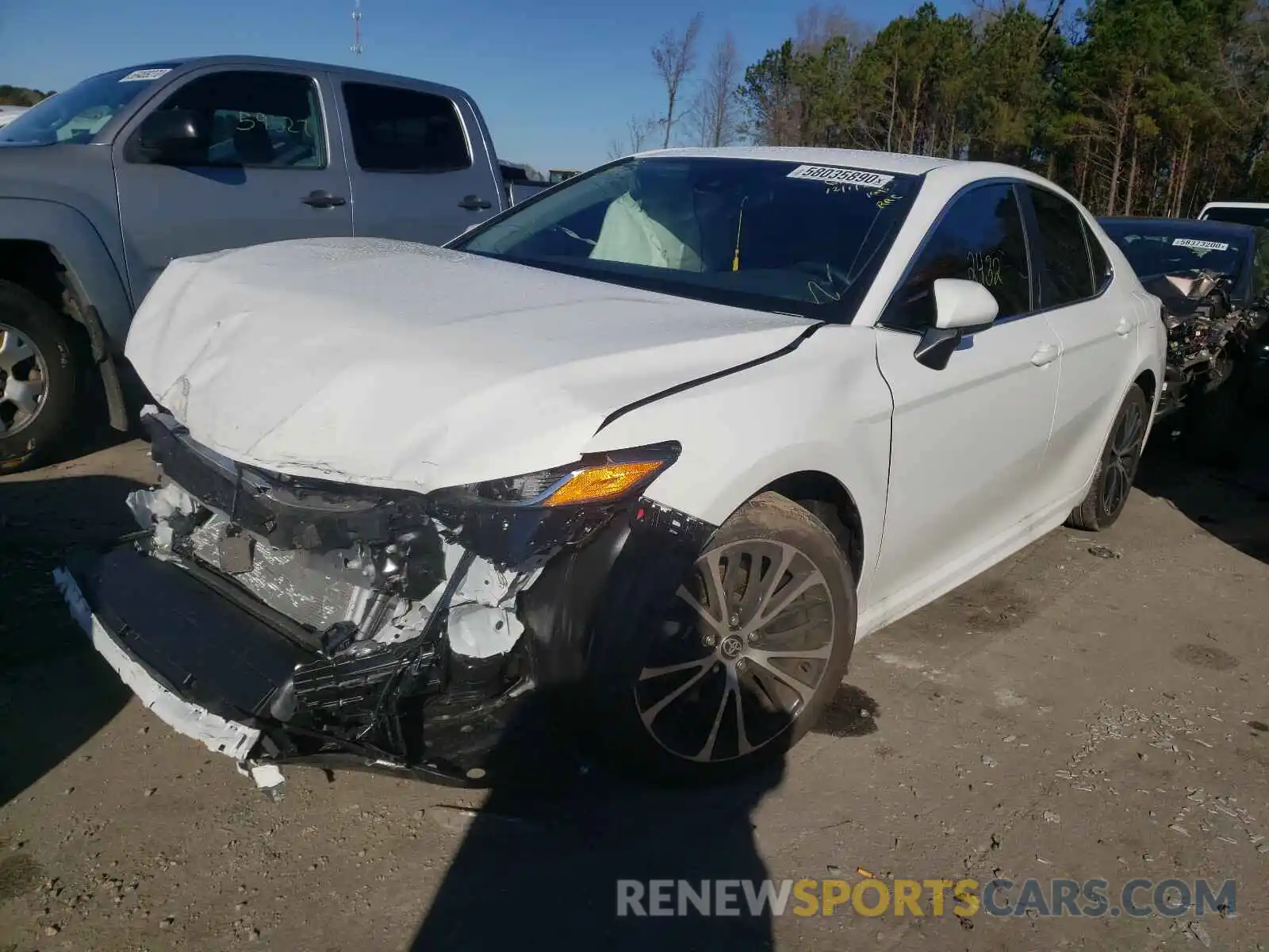 2 Photograph of a damaged car 4T1G11AK3LU501698 TOYOTA CAMRY 2020