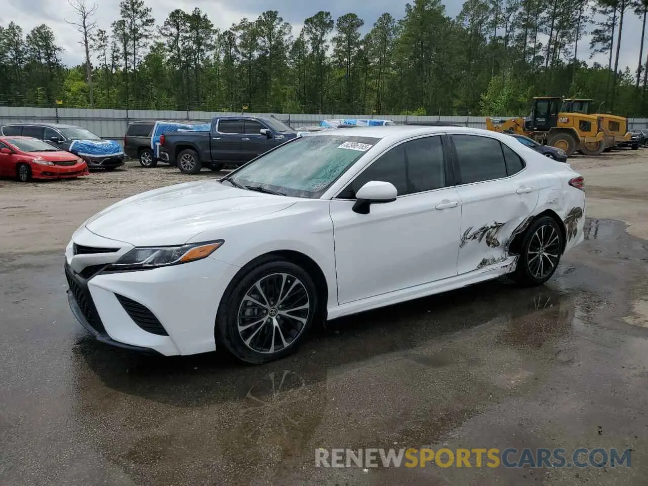 1 Photograph of a damaged car 4T1G11AK3LU506044 TOYOTA CAMRY 2020