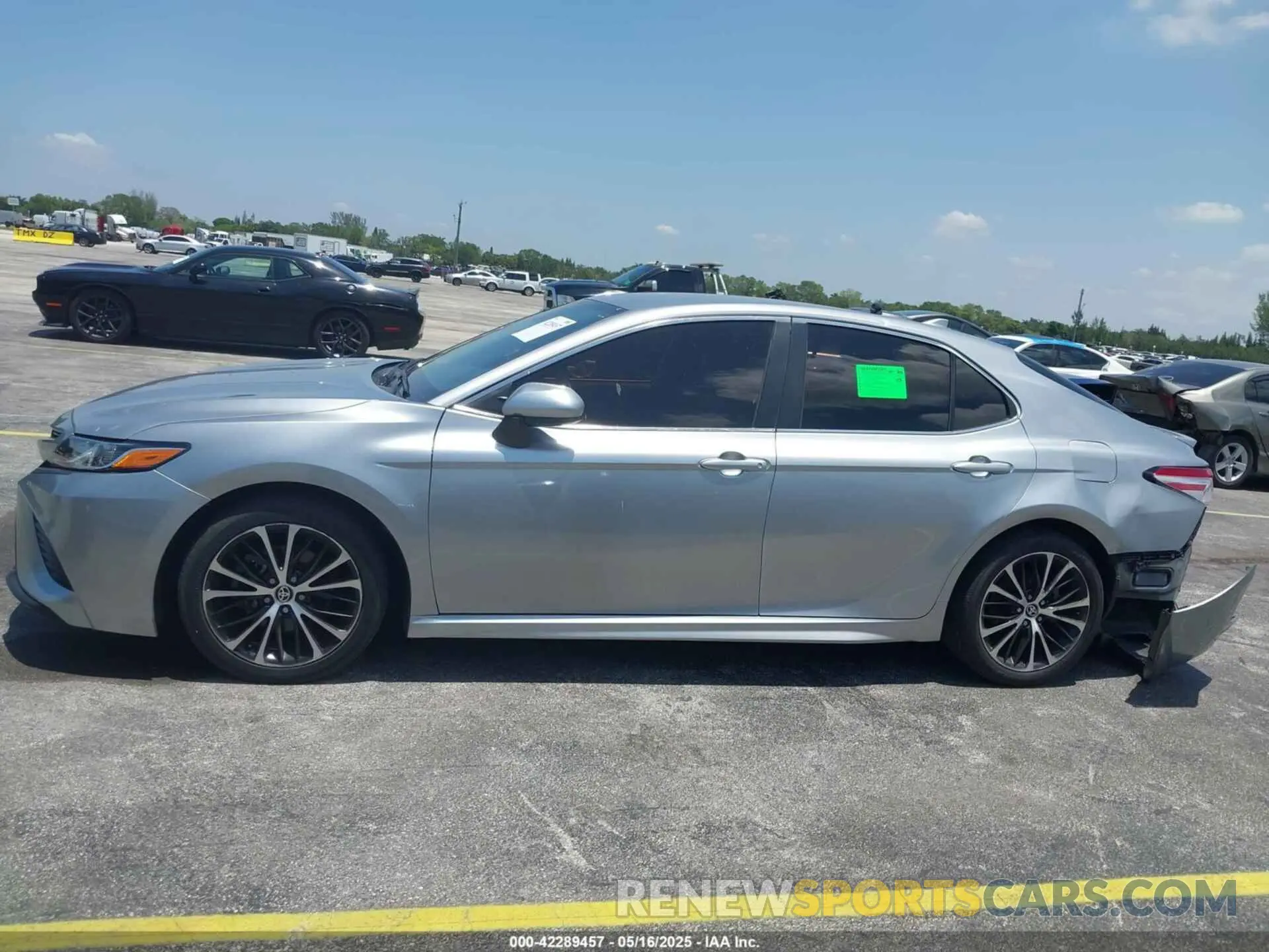 15 Photograph of a damaged car 4T1G11AK3LU509803 TOYOTA CAMRY 2020